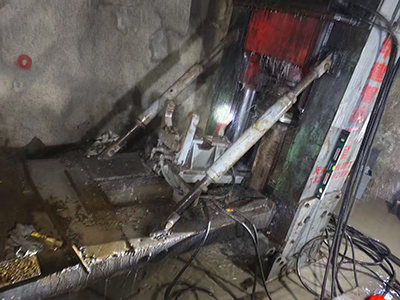 直徑2米、深128米通風(fēng)井完美貫通